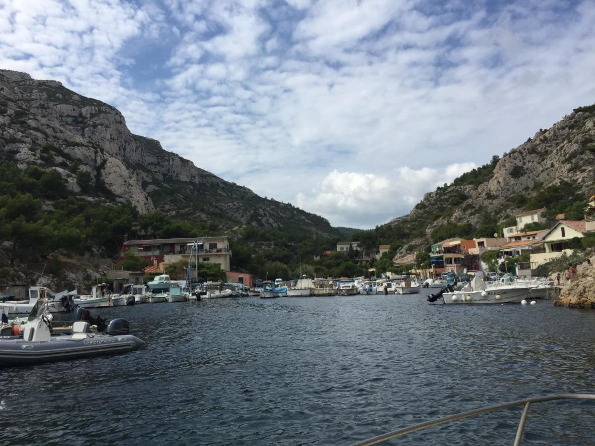 מרסיי Au Coeur Du Parc National Du Massif Des Calanques, La Flibuste Des Goudes, Maison 2 Chambres, Climatisee, Jardins, Solarium, Proche Plage, Large Vue Mer מראה חיצוני תמונה