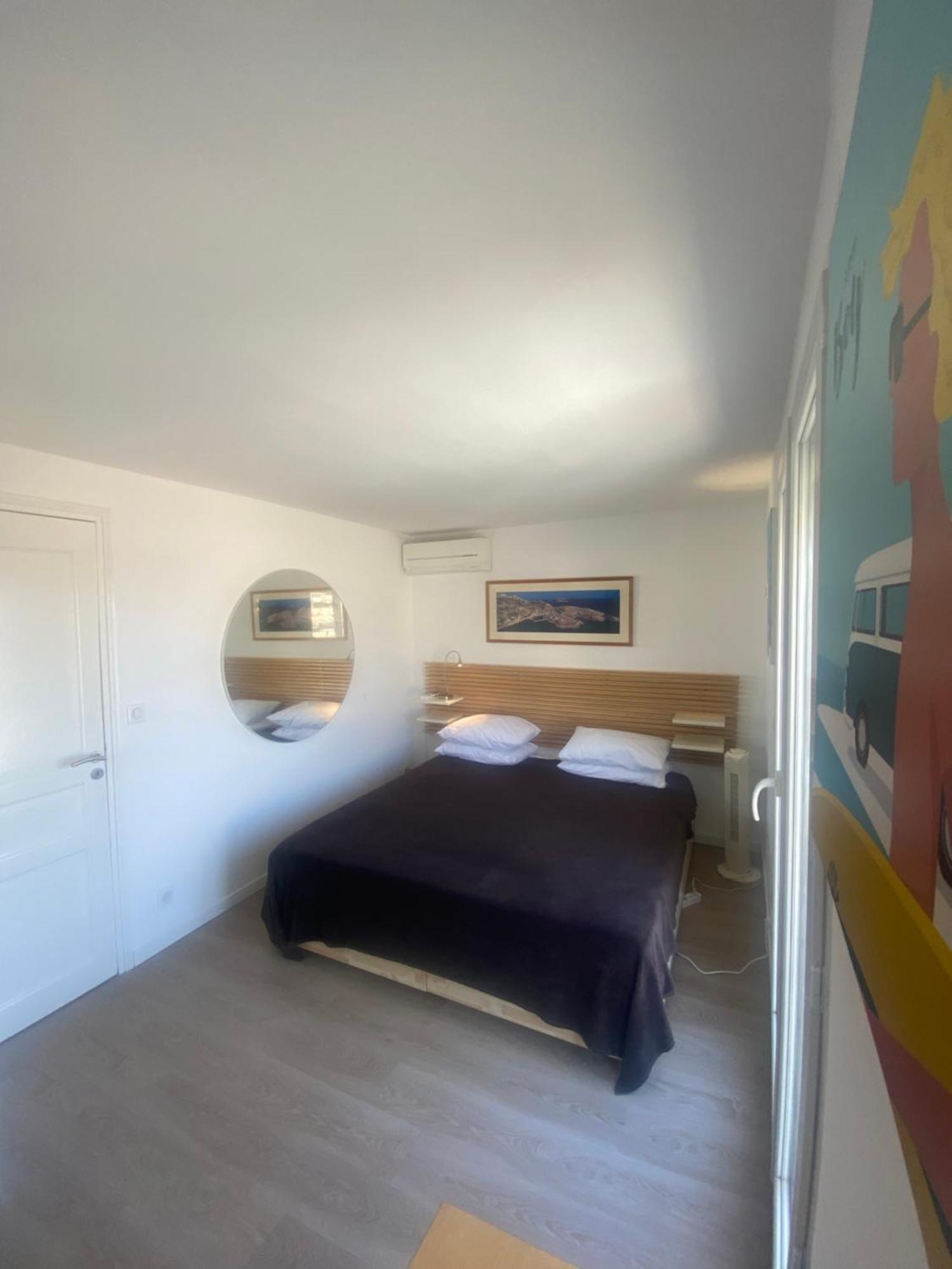 מרסיי Au Coeur Du Parc National Du Massif Des Calanques, La Flibuste Des Goudes, Maison 2 Chambres, Climatisee, Jardins, Solarium, Proche Plage, Large Vue Mer מראה חיצוני תמונה