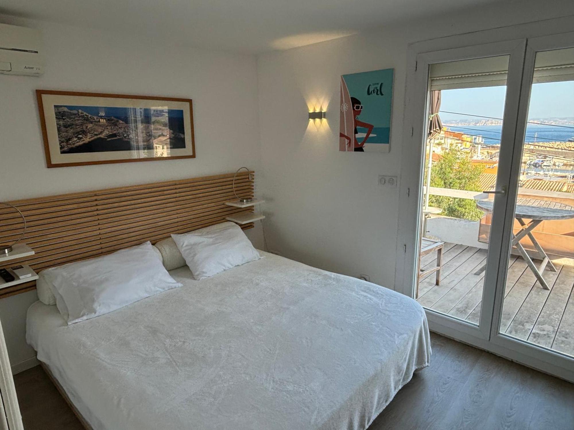 מרסיי Au Coeur Du Parc National Du Massif Des Calanques, La Flibuste Des Goudes, Maison 2 Chambres, Climatisee, Jardins, Solarium, Proche Plage, Large Vue Mer מראה חיצוני תמונה
